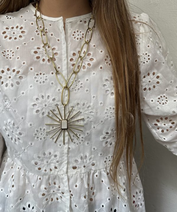 Collar Irina